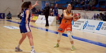 Trahan-Davis lanza la victoria de Valencia en Ferrol