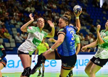 Bera Bera resuelve ante Elche para pasar a semis de la Copa de la Reina