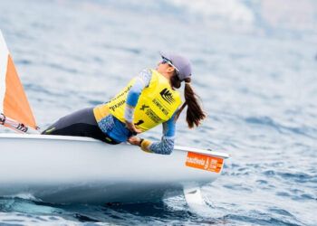 Blanca Ferrando se pone al frente en solitario en la Olympic Week en Alicante