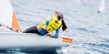 Blanca Ferrando se pone al frente en solitario en la Olympic Week en Alicante