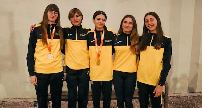 El equipo del Club de Atletismo Safor Teika se proclamó campeón de España sub’16