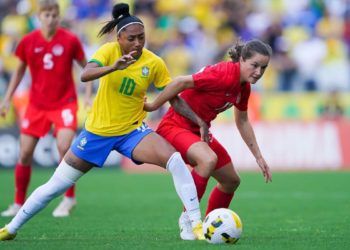 La selección femenina de fútbol de Canadá se declara en huelga por los recortes presupuestarios