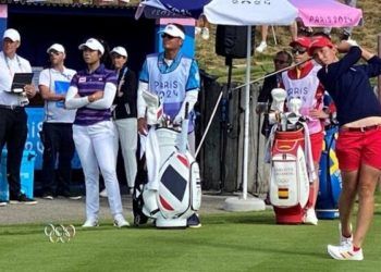 Carlota Ciganda y Azahara Muñoz concluyeron la primera jornada en los puestos 26 y 50