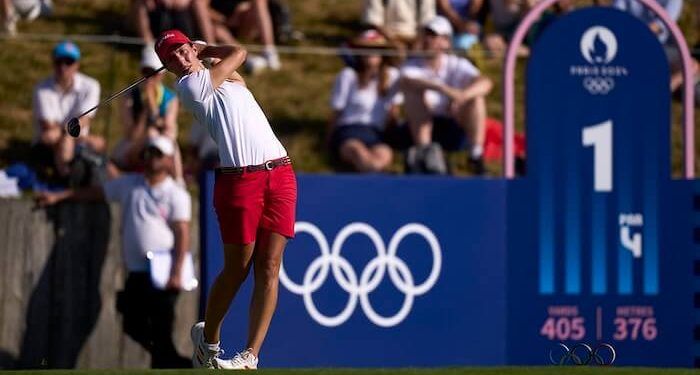 Azahara Muñoz concluyó 13ª y Carlota Ciganda terminó en el puesto 49 en los Juegos de París