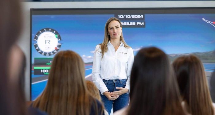 Carmen Jordá acercó el automovilismo a las niñas que sueñan con competir en la F1