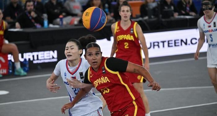 España se impuso a Mongolia y cedió ante Hungría en su debut en la Copa del Mundo