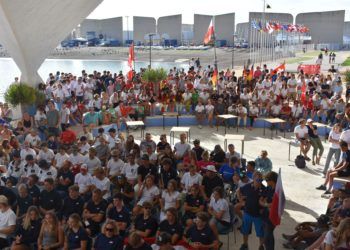 Arranca el Campeonato del Mundo de iQFOil Infantil y Juvenil con 366 windsurfistas de 30 países
