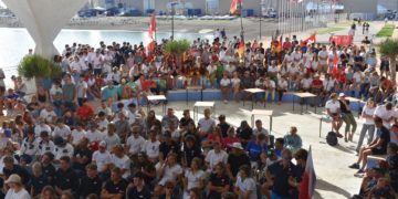 Arranca el Campeonato del Mundo de iQFOil Infantil y Juvenil con 366 windsurfistas de 30 países
