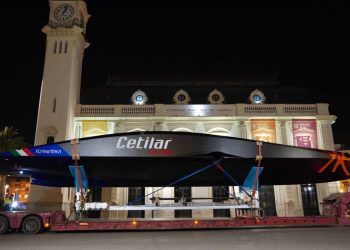 Kig Marine fabrica en Valencia el primer monocasco con foils concebido para regatas oceánicas