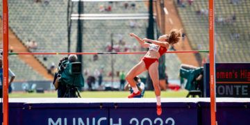 Claudia Conte reaparece trece meses después de retirarse en el Europeo de Múnich