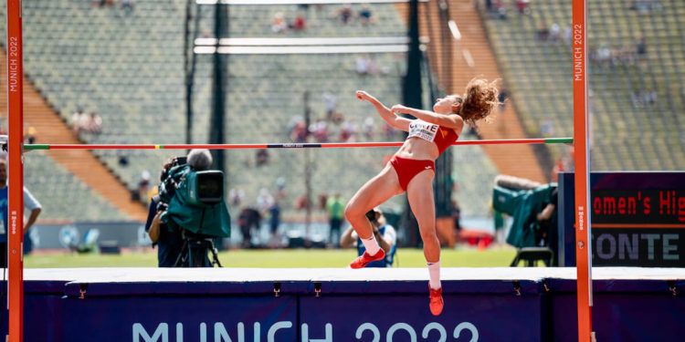 Claudia Conte reaparece trece meses después de retirarse en el Europeo de Múnich