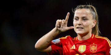 España apunta al único título que le falta; Inglaterra, a la revancha