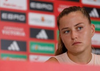 Pina: «Solo pienso en salir al campo y dar el máximo; quiero jugar y disfrutar cada momento»
