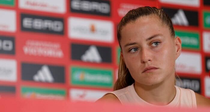 Pina: «Solo pienso en salir al campo y dar el máximo; quiero jugar y disfrutar cada momento»