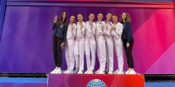 El conjunto español de rítmica logró el oro en la final del mixto de la Copa del Mundo de Sofía