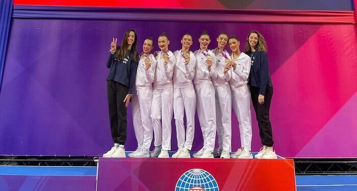 El conjunto español de rítmica logró el oro en la final del mixto de la Copa del Mundo de Sofía