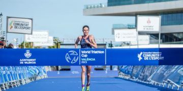 Gwen Jorgensen se impuso en la Copa del Mundo de triatlón de Valencia y Noelia Juan fue cuarta