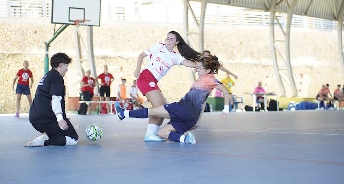 La Costa Blanca Cup Futsal 2026 completó la fase de grupos y ya apunta a la serie de eliminatorias