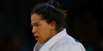 Cristina Cabaña cayó en primera ronda en París