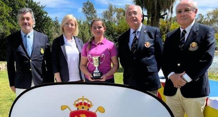 Cristina Carlón vuelve a ganar en el Campeonato de España Femenino de Pitch & Putt 2023