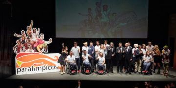 El CPE presenta la equipación oficial del equipo español para los Juegos de París