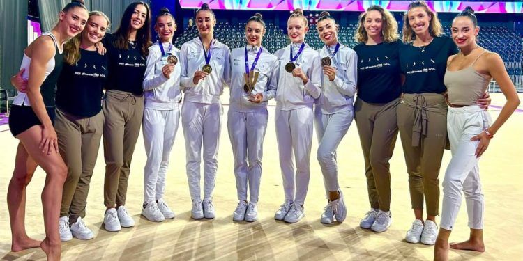 El equipo español de gimnasia rítmica refuerza sensaciones y se adjudicó metales en la Copa del Mundo de Cluj