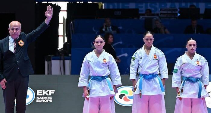 Elia Canales se adjudicó una plata y un bronce, en categoría mixta, en el Europeo de tiro con arco