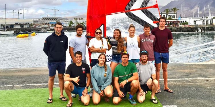 Lanzarote, primera cita internacional del Equipo Preolímpico de iQFoil