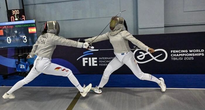 Elena Pérez Cuenca y Elena Hernández se clasificaron para treintaidosavos de final en sable