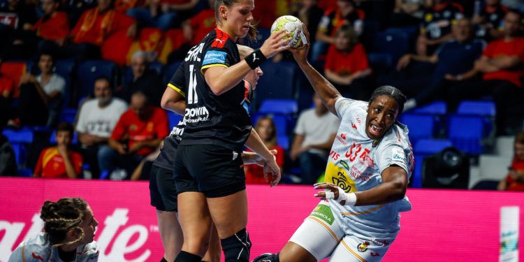 Victoria ante Alemania y billete para la Main Round