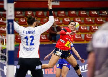 España cae ante una potente Francia y dice adiós al Europeo