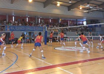España cede ante Hungría en el primer duelo del bilateral en Noia
