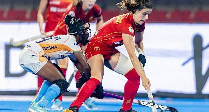 Pleno de triunfos de las Resticks en la India