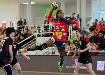España fue de menos a más para derrotar a Japón en la preparación para el Europeo