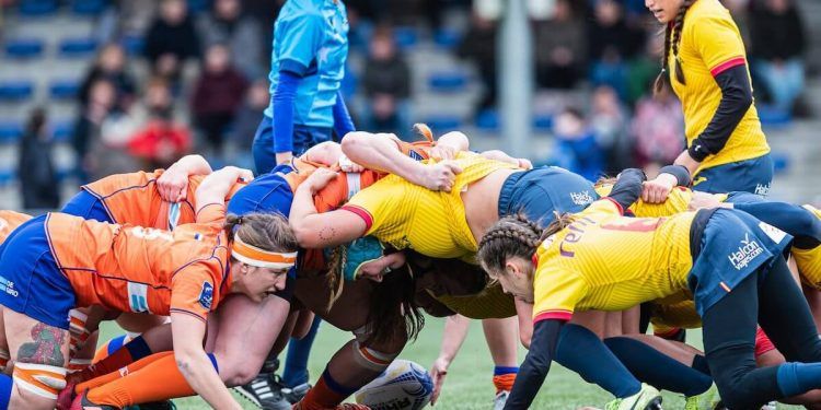 España doblega con solvencia a Países Bajos