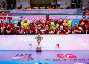 Las Guerreras juveniles remontaron a Dinamarca para proclamarse campeonas del Mundo