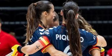 España se impuso a Suiza y concluyó la fase de grupos del Mundial como líder e invicta