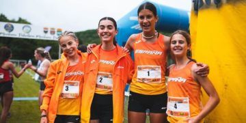 España logró el oro por equipos trail running y Marina Pujalte una plata en la Copa Internacional