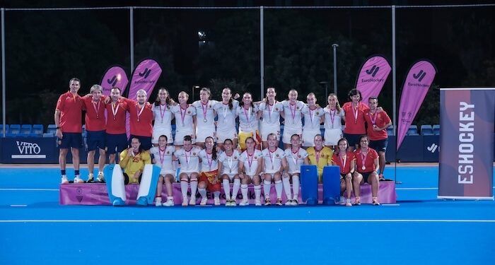 Las Redsticks concluyeron como subcampeonas en el Eurohockey U21 de Valéncia
