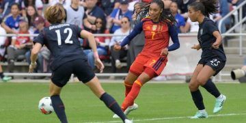 España ganó a Estados Unidos en su visita en Washington en el primero de sus dos amistosos