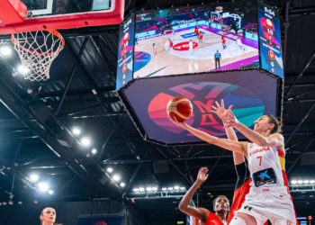 España reacciona frente a Montenegro