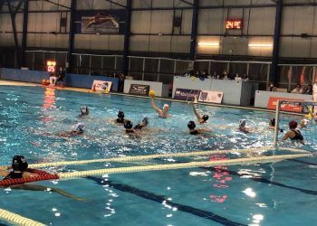 El Astralpool CN Sabadell saca una renta de cinco goles ante el Ethnikos en Grecia