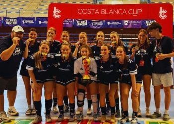 Las canadienses del Éverest-Rimouski se proclaman campeonas sub’16 en la CBC Futsal