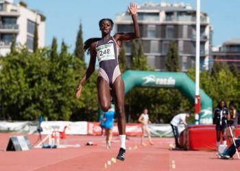 Fátima Diame rozó la mínima mundial