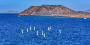 Fuerteventura pondrá a prueba a la élite del kitefoil antes de París 2024