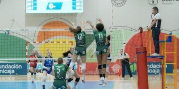 La sexta jornada de la Superliga de voleibol redefine la tabla con victorias contundentes 