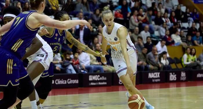 El Spar Girona plantó cara al Fenerbahçe y las turcas sellaron el billete directo a semifinales