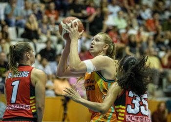 Girona, Avenida, Zaragoza, Barça, Bembibre, Jairis y Estudiantes estrenan el curso con victoria