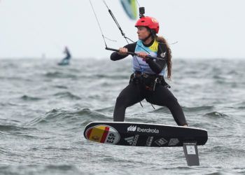 Gisela Pulido se mantiene con la élite en el Campeonato del Mundo de Formula Kite