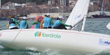 Las condiciones climatológicas fueron marco de un duro arranque de la Liga Iberdrola de vela